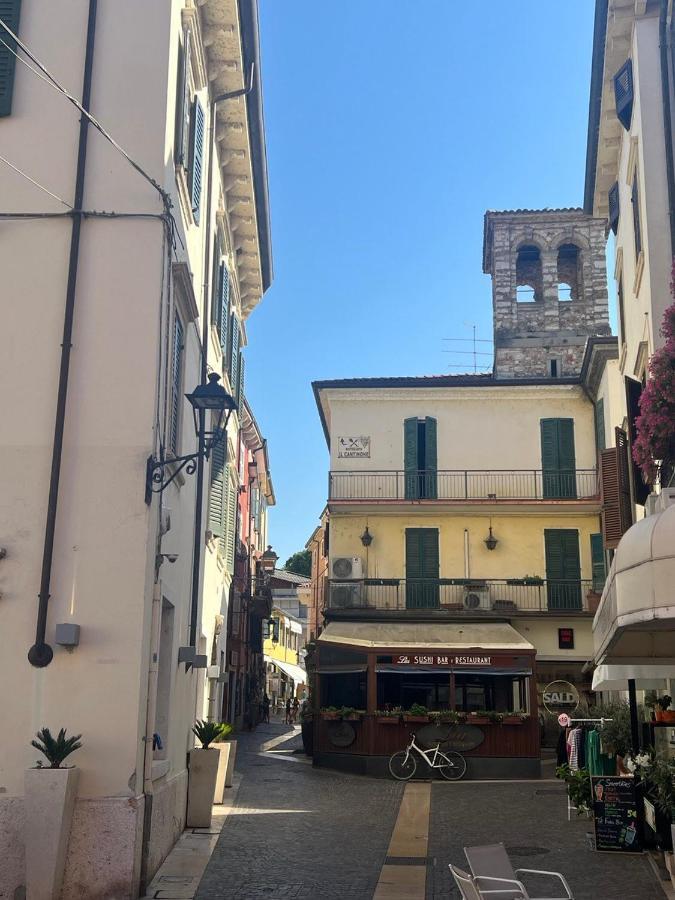 La Torretta Apartment ペスキエーラ・デル・ガルダ エクステリア 写真