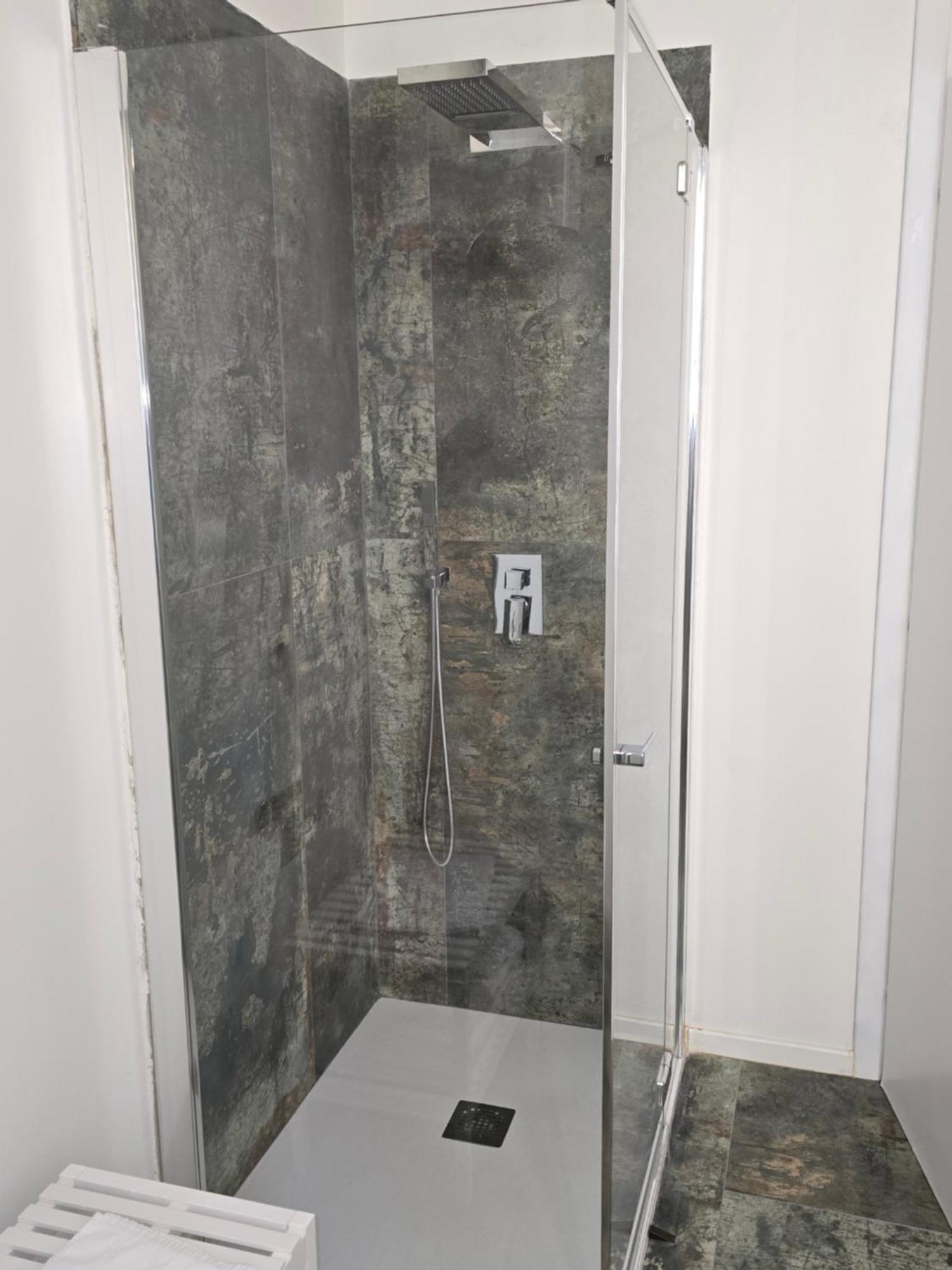 La Torretta Apartment ペスキエーラ・デル・ガルダ エクステリア 写真